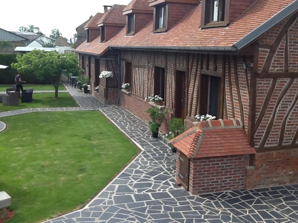 Les Chambres De Paule Thieulloy-l'Abbaye Eksteriør billede